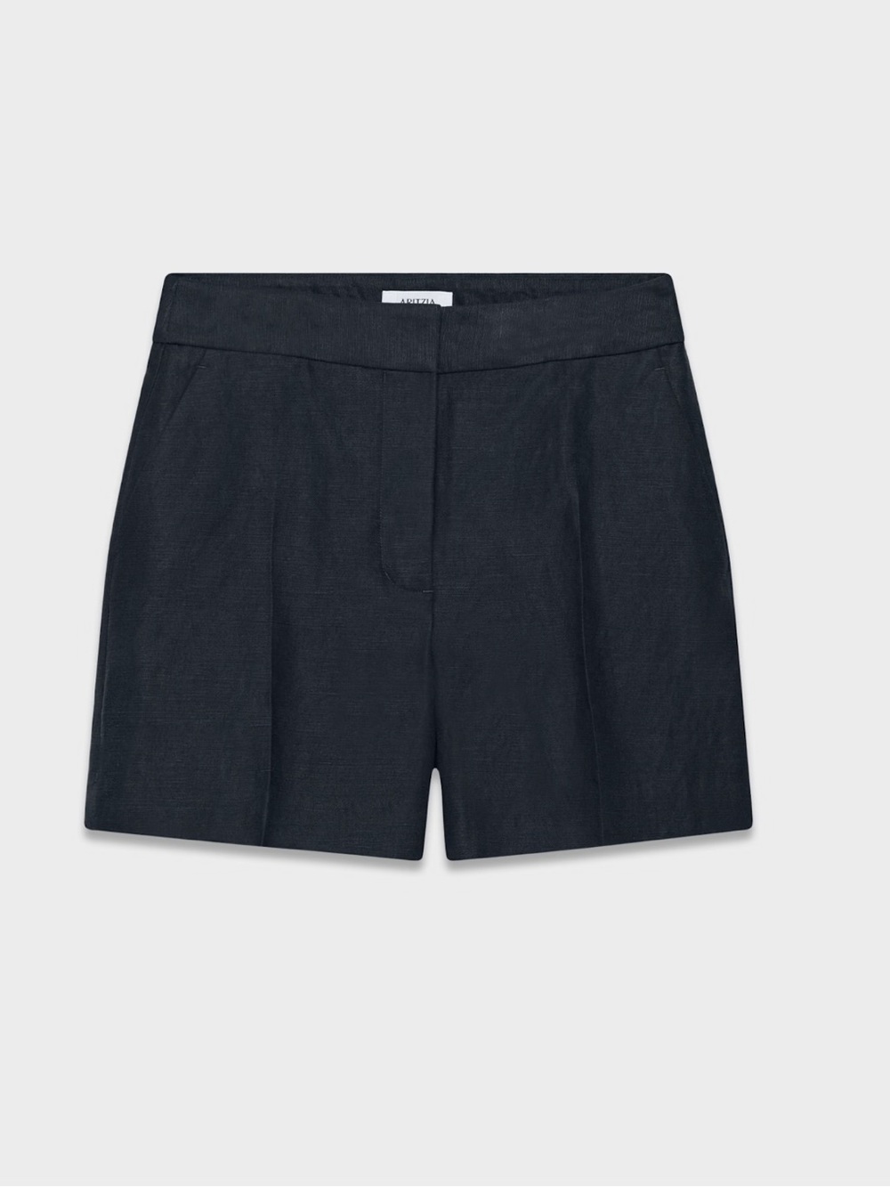 BNWT Aritzia linen limitless short navy size 2